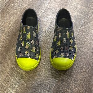 Disney’ Star Wars Native shoes